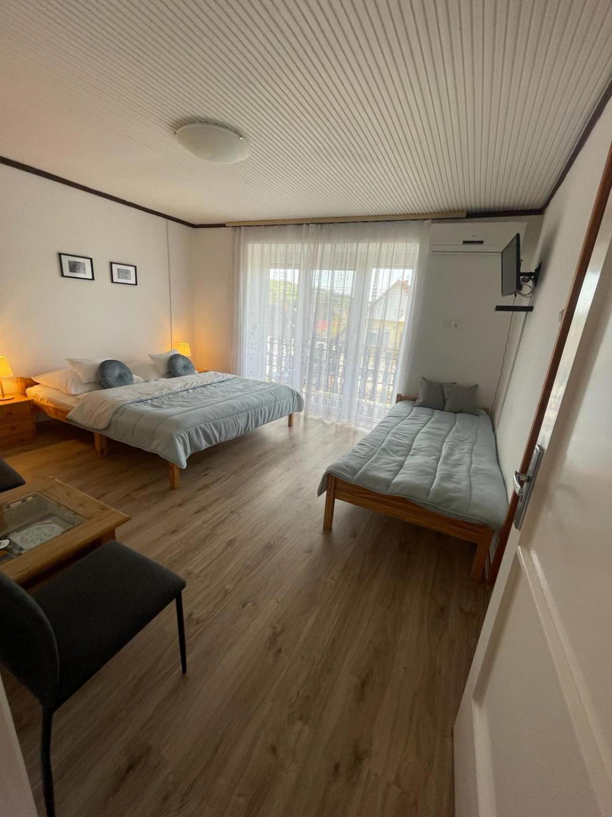 Ferienwohnung Attila Vendeghaz Balatonboglár Exterior foto