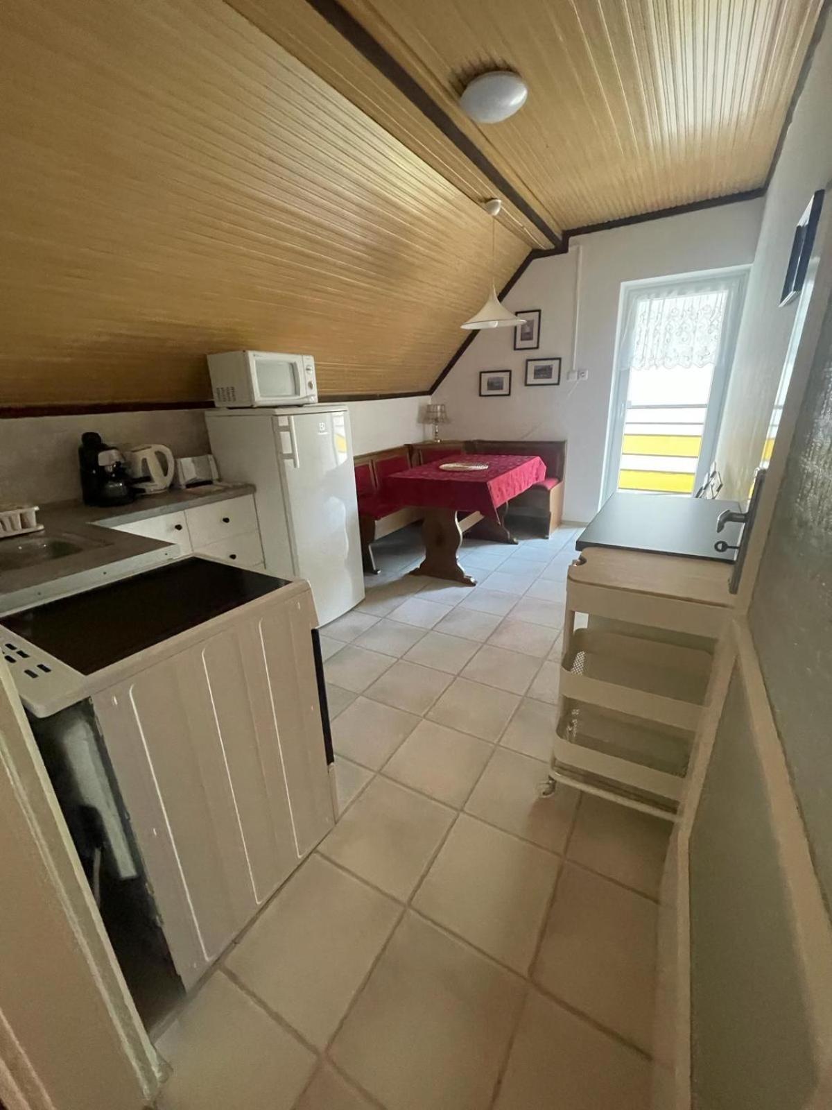Ferienwohnung Attila Vendeghaz Balatonboglár Exterior foto